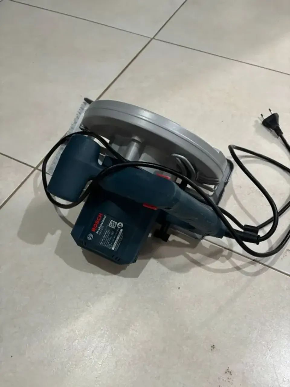 ? Aluguel - Serra Circular Bosch GKS150 1500W - Foto 2