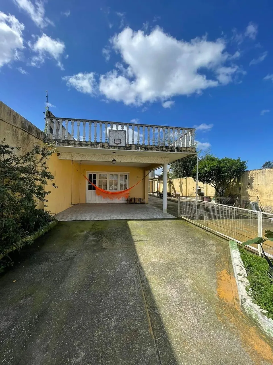 Sobrado à Venda no Areal, Pelotas, RS 216 m² de Área Útil, 3 Dormitórios, 1 Suíte, 2 Sala