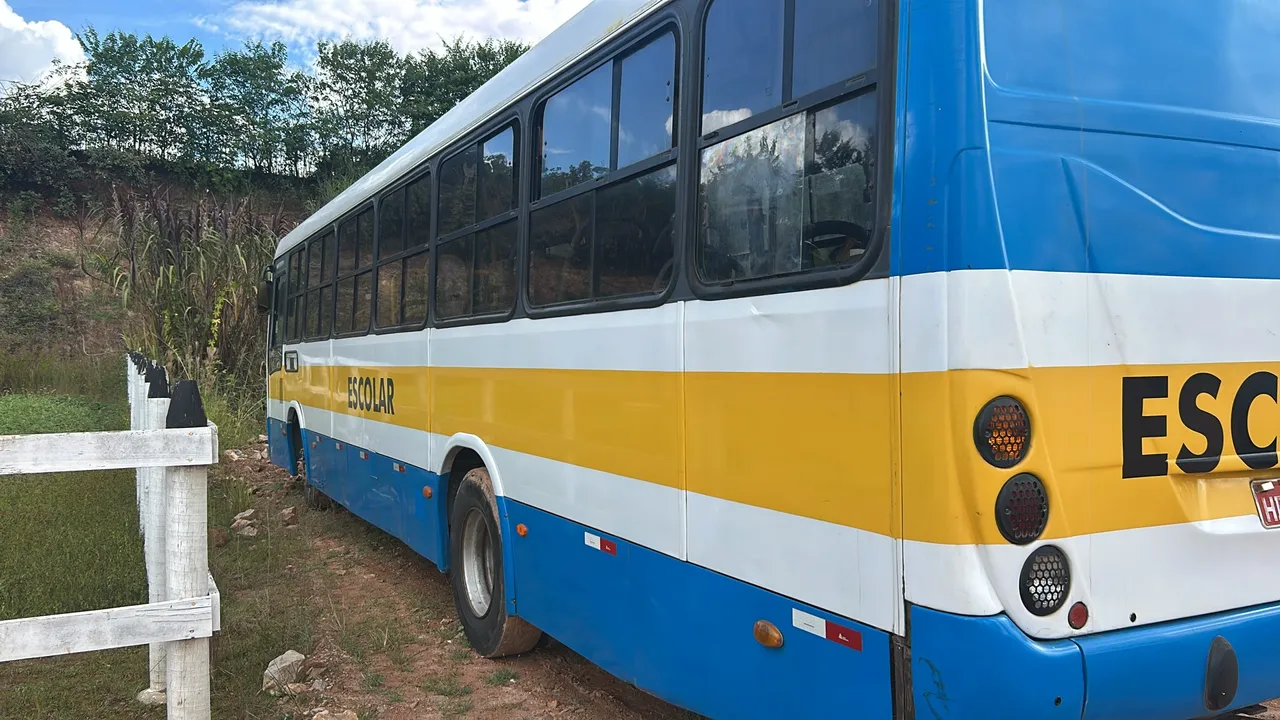 Ônibus Escolar nao aceito troca 2011/2011