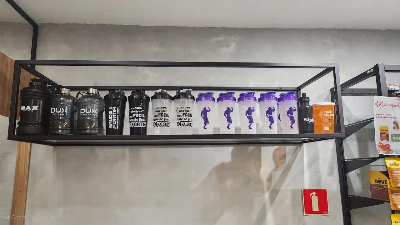 Prateleiras e Expositores