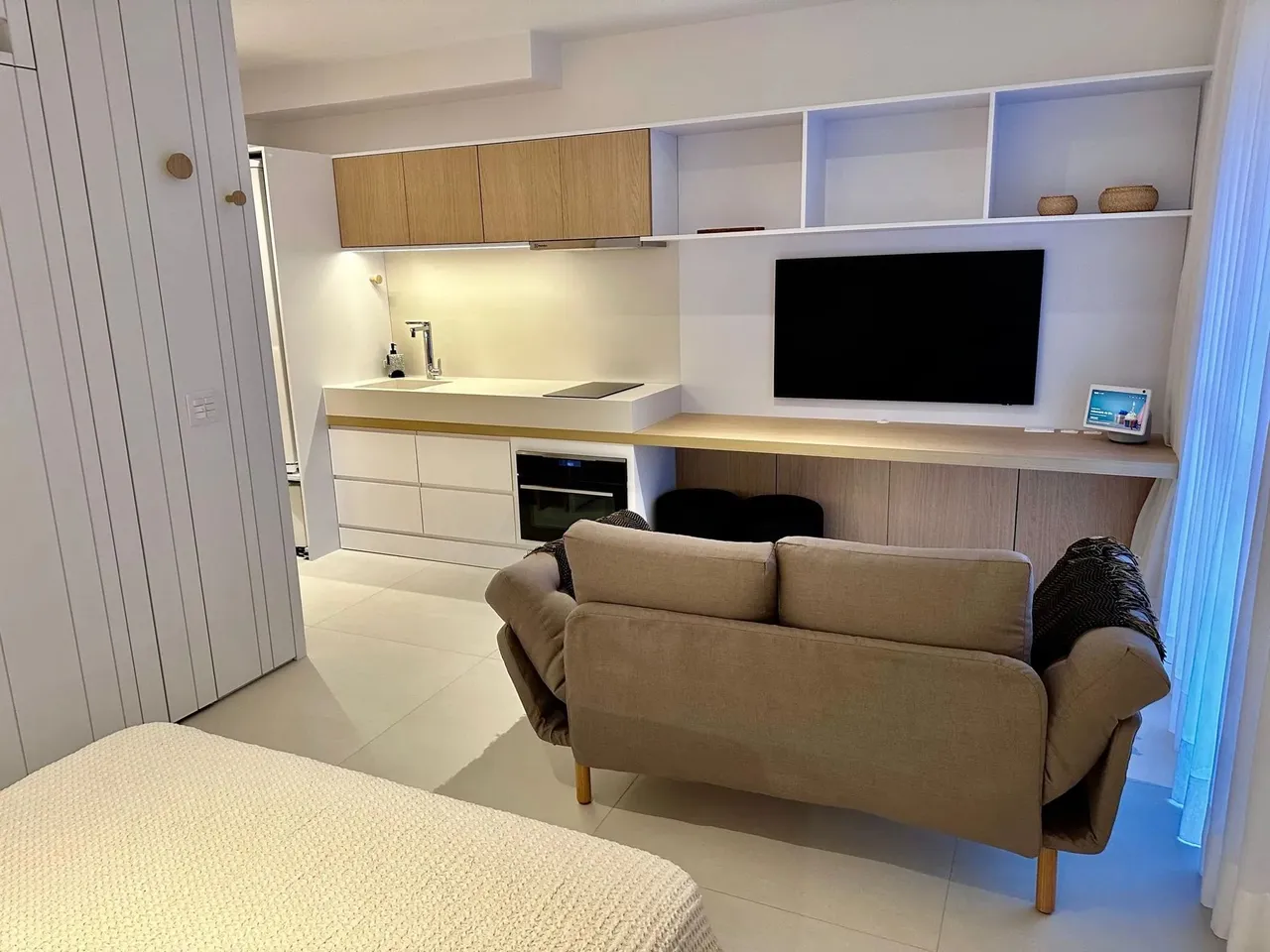 Studio mobiliado e decorado para aluguel tem 26 m2 com 1 quarto em Pinheiros - São Paulo -