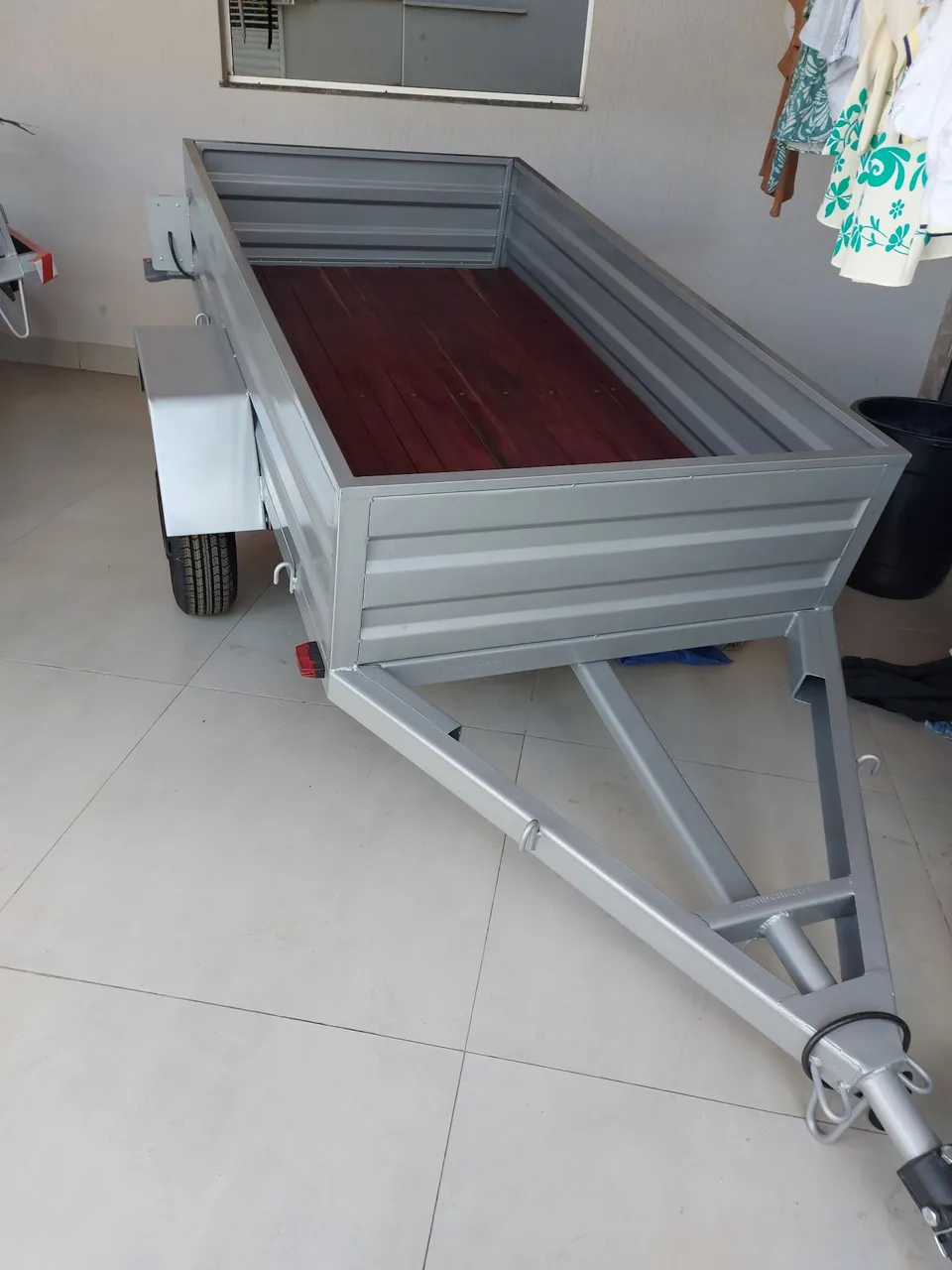 Reboque/Carretinha para diversos fins