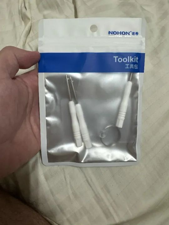 Vendo bateria da marca Nohon, para o iPhone 14 Pro Max, lacrada, 1a linha - Foto 2
