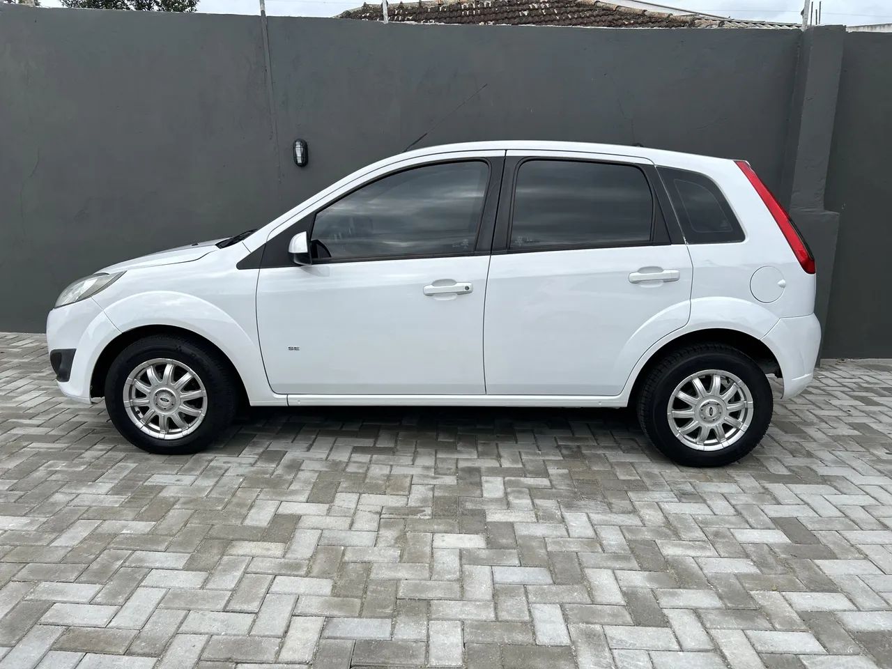 Ford Fiesta 1.6 8V Flex/class 1.6 8V Flex 5P 2014 - Foto 4