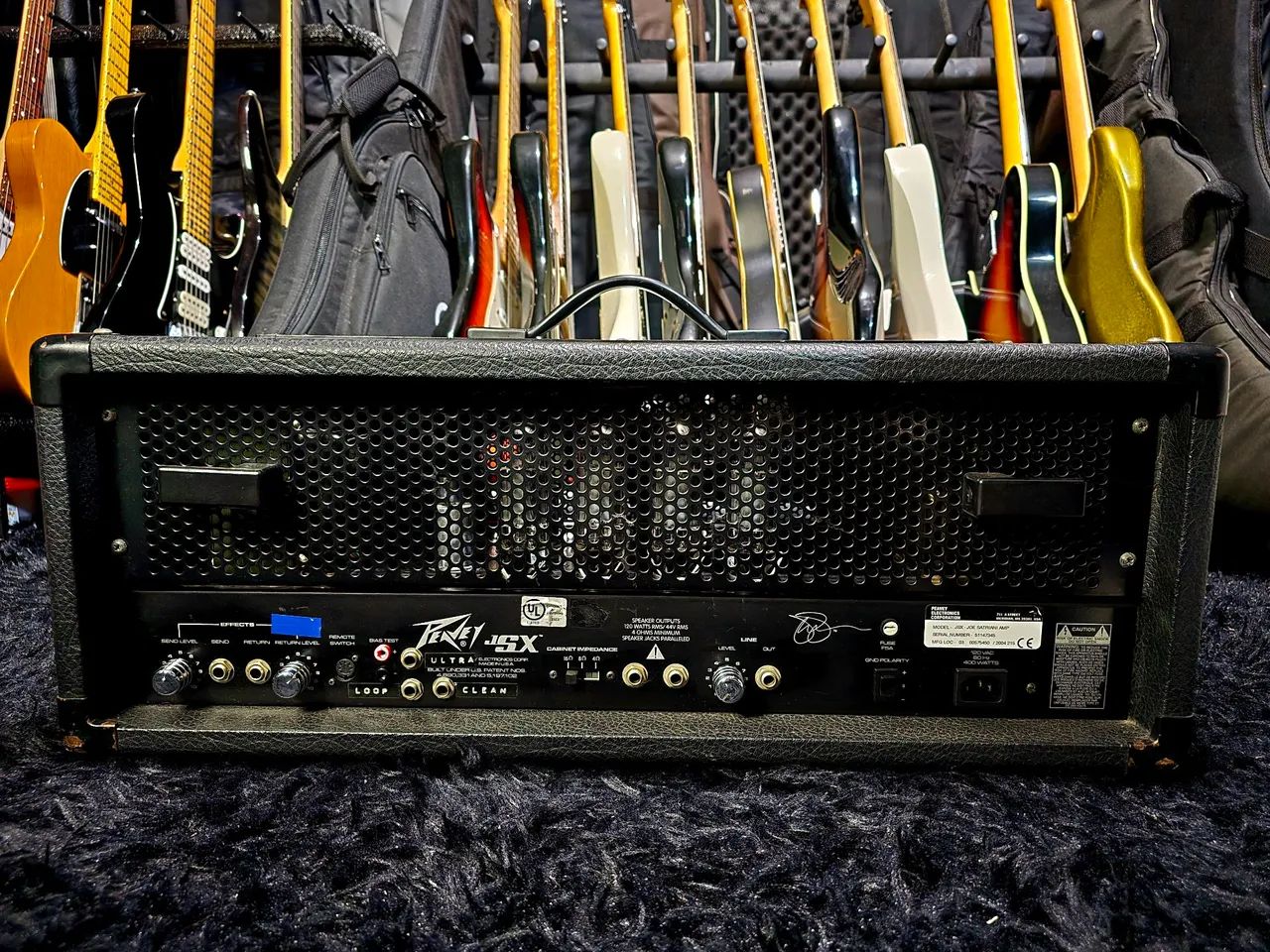 シシクイ　メニボ Amplificador Peavey jsx joe Satriani /ñ Gibson epiphone prs fender