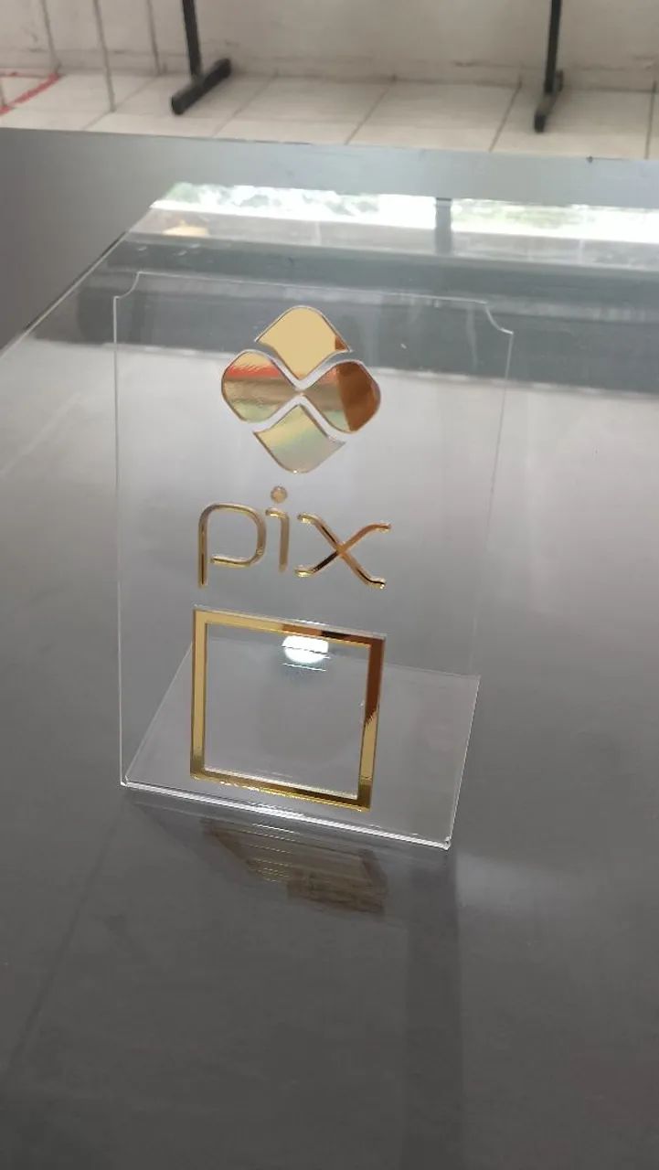 Display em acrílico para PIX