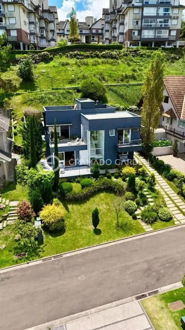 CASA NO ALPHAVILLE EM GRAMADO