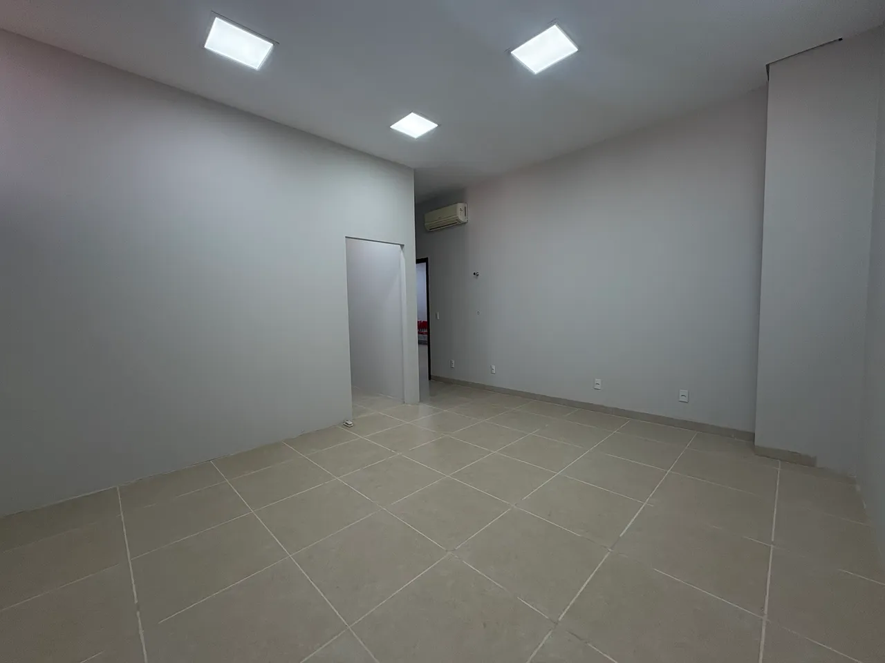 Sala comercial com ar condicionado 60m² - Centro