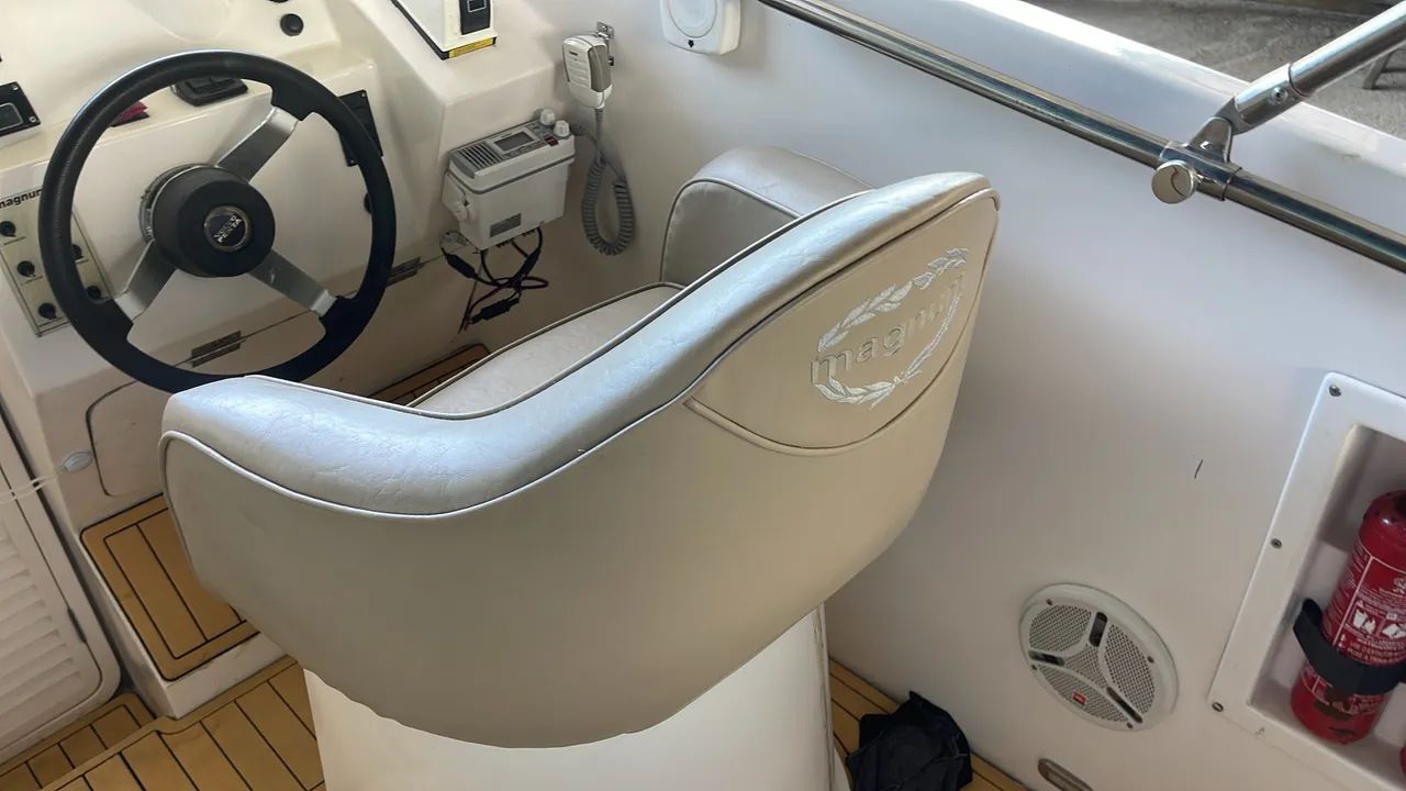 Lancha 29 pés  2013 Diesel Oportunidade  - Foto 8