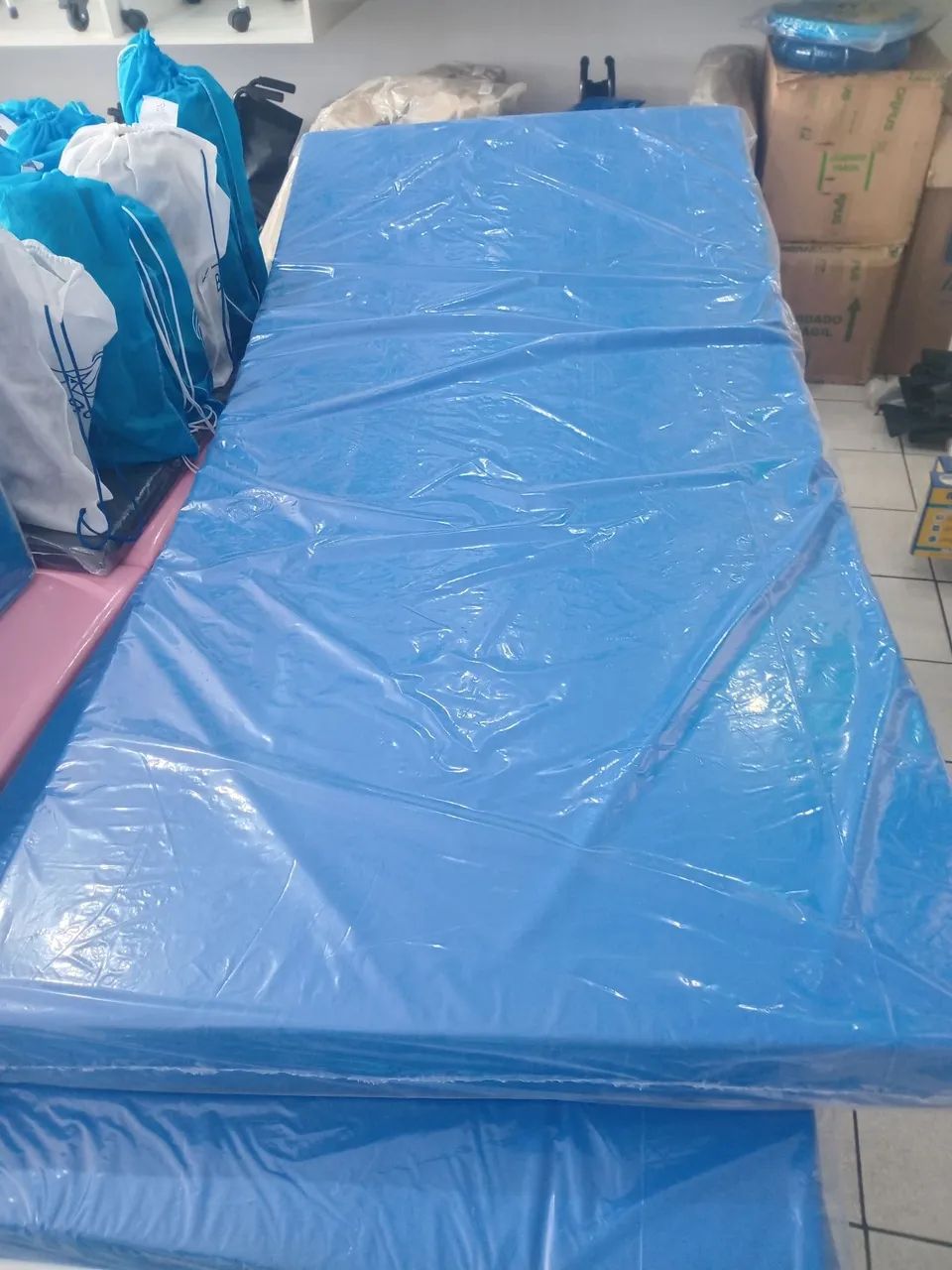Colchão hospitalar d28