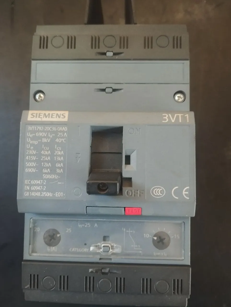 Disjuntor Siemens 3VT1 690V 25A