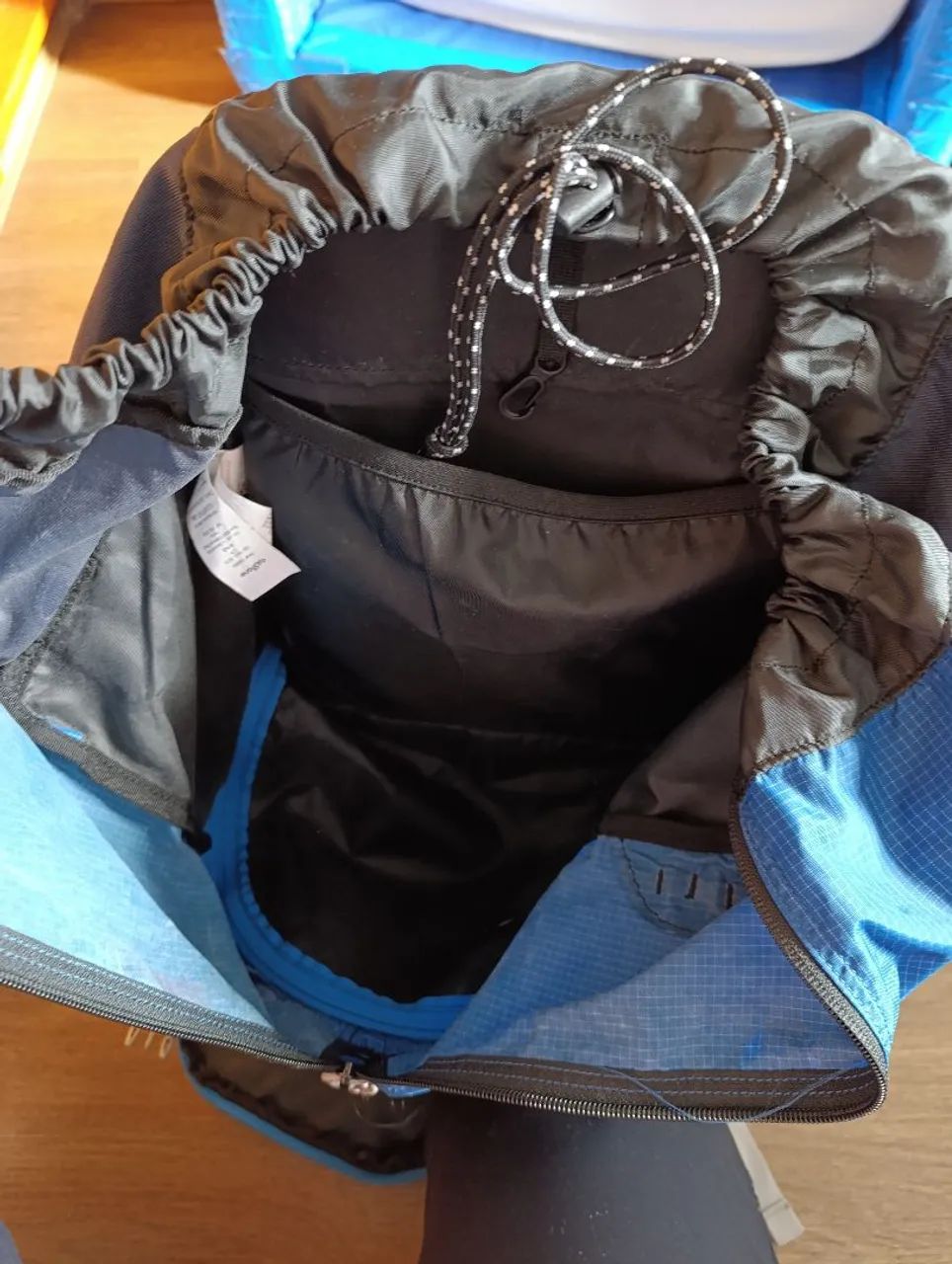 Mochila trilha Decathlon 50 litros  - Foto 4