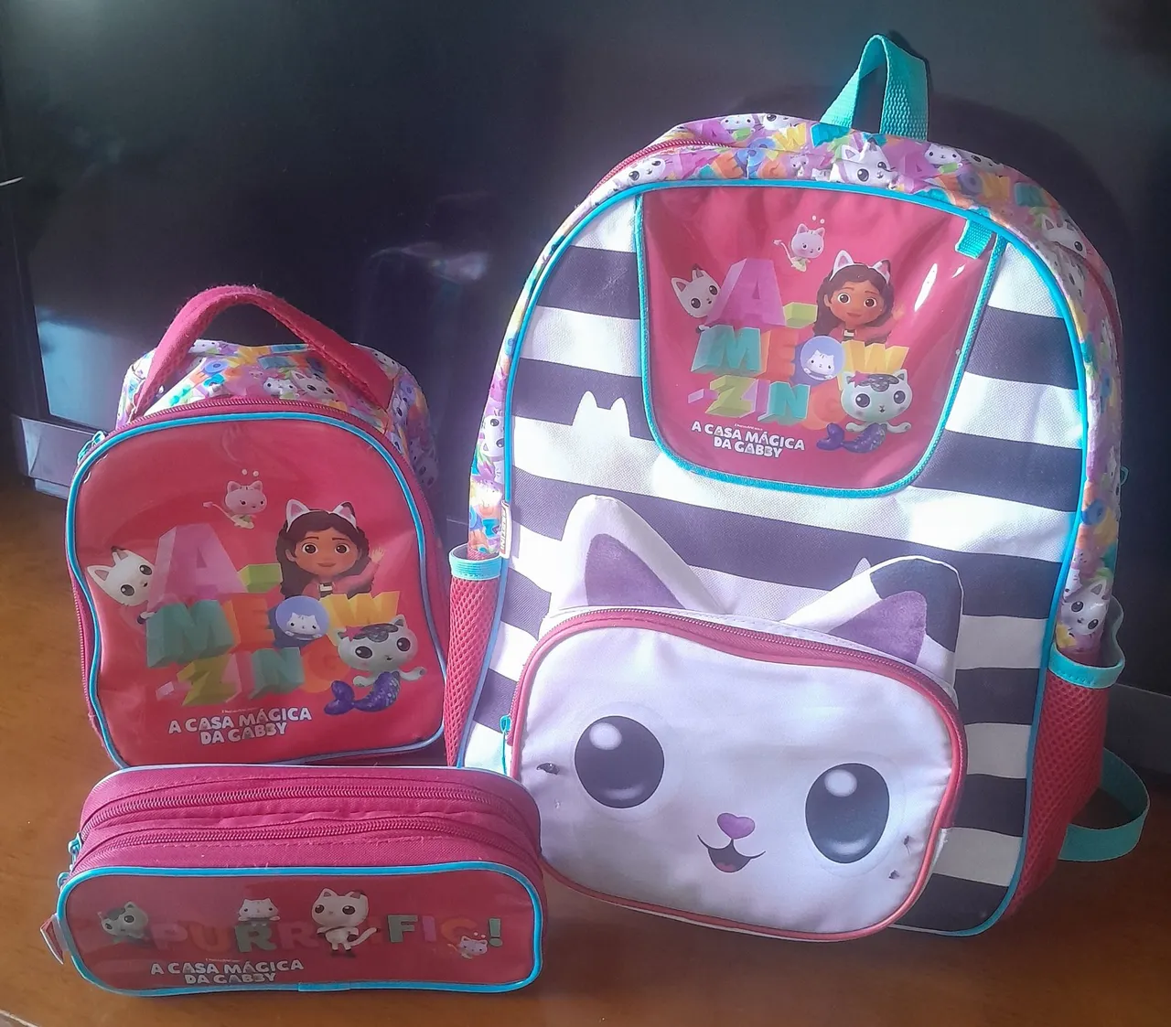 Kit Escolar A Casa Mágica da Gabby - Mochila + Lancheira + Estojo