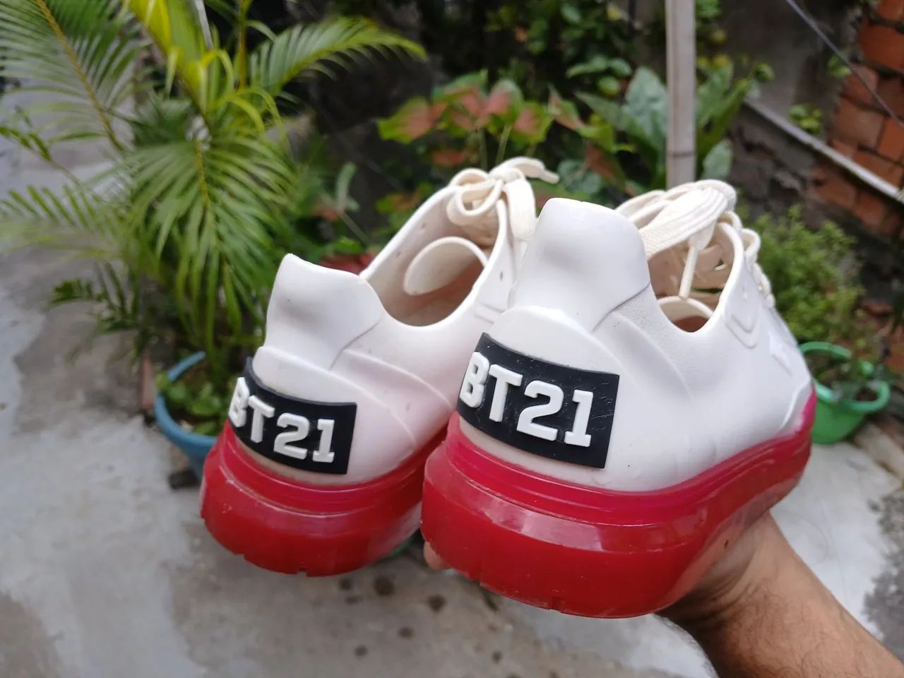 Tênis Melissa + BT21 - Foto 2