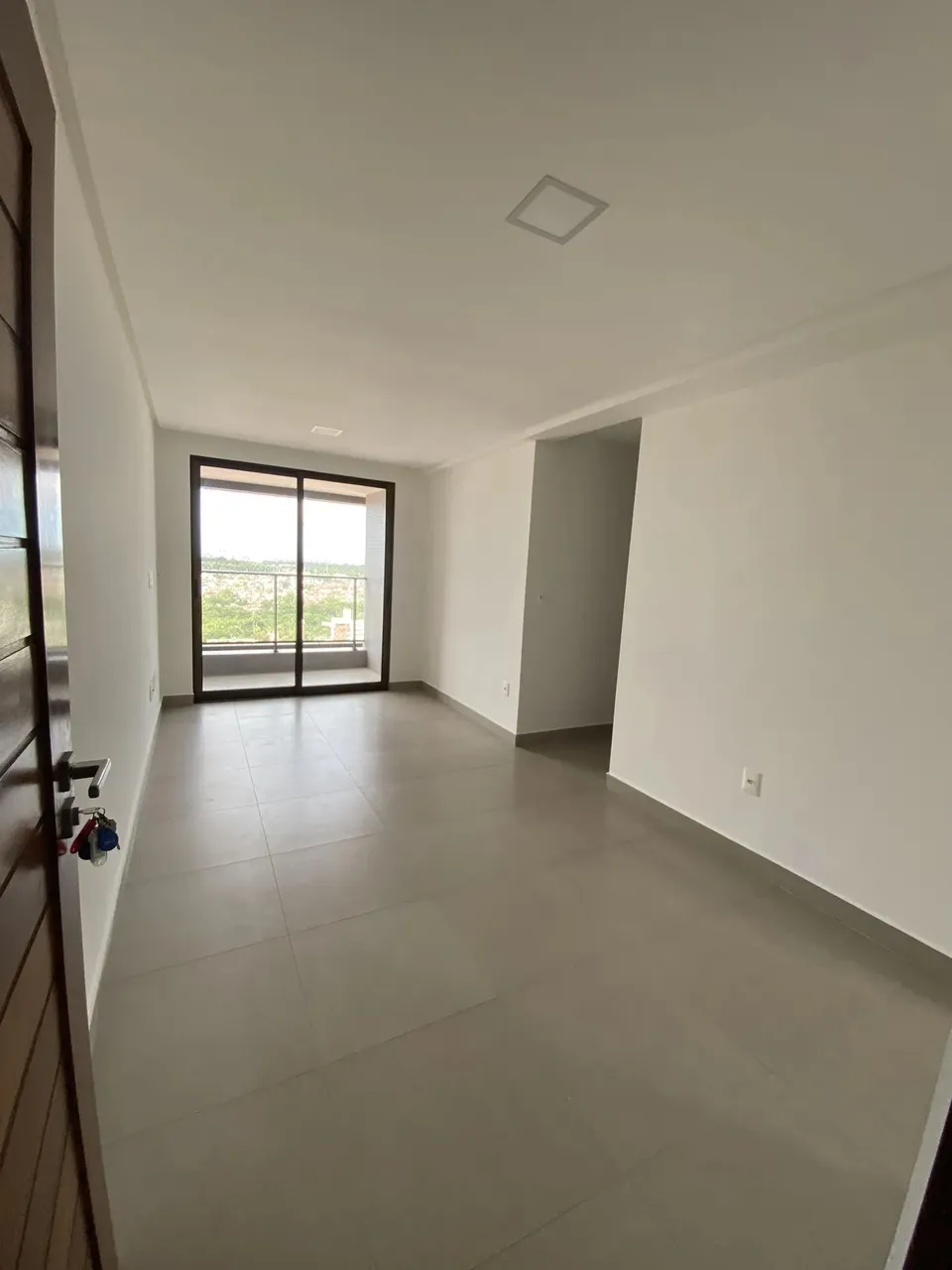 Aluga-se apartamento em Tambauzinho com 3 quartos, 73m², possui área de lazer completa.