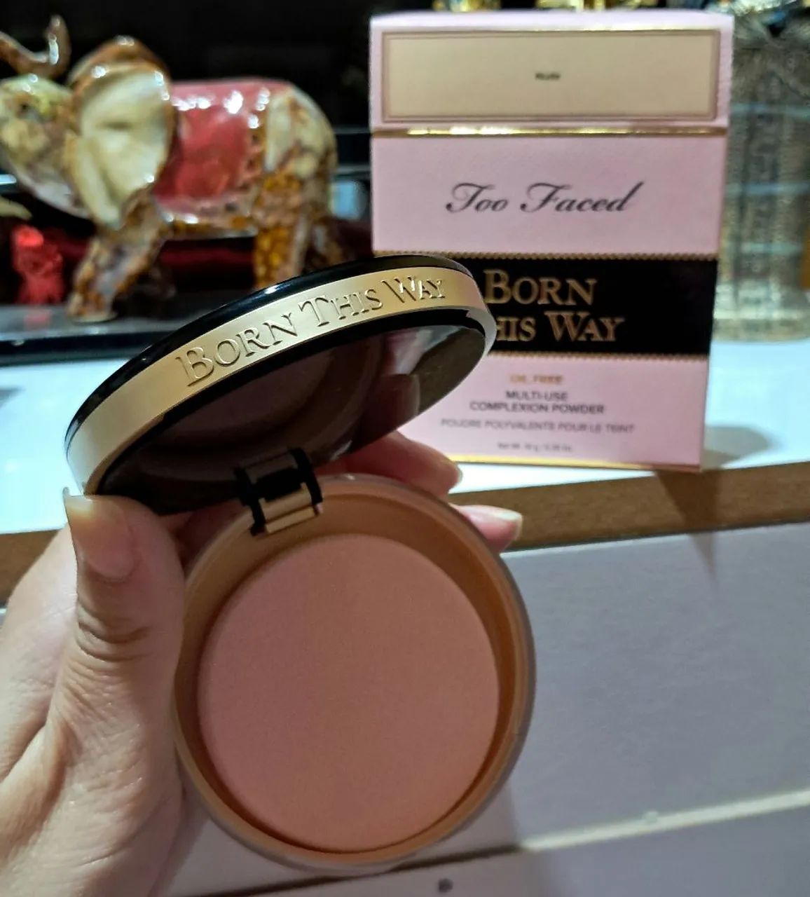 base em pó too faced born this way multi-use oil free original ! - Foto 3