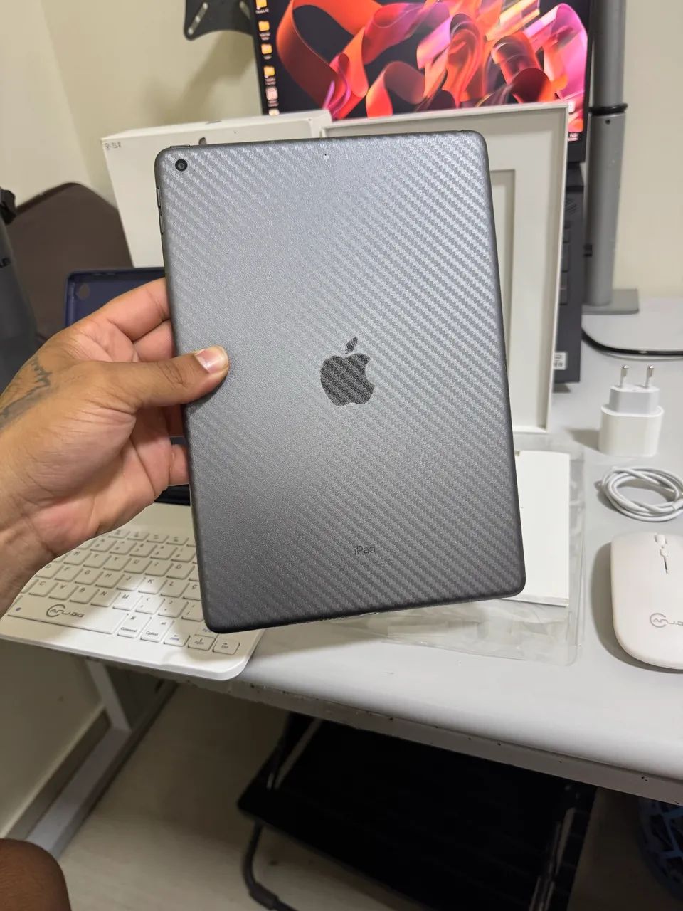 iPad 8 32g - Envio OLX Pay / Com Pencil, Capa, Teclado e Mouse - Parcelo 18x - Foto 2