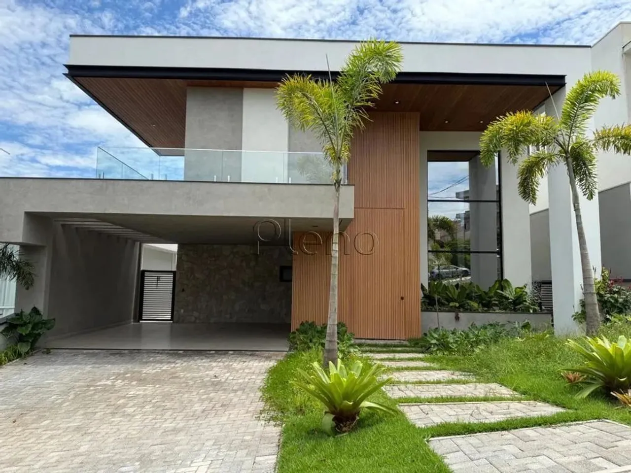 Casa à venda no Condomínio Terras de Vinhedo, no bairro Bosque em Vinhedo - São Paulo.