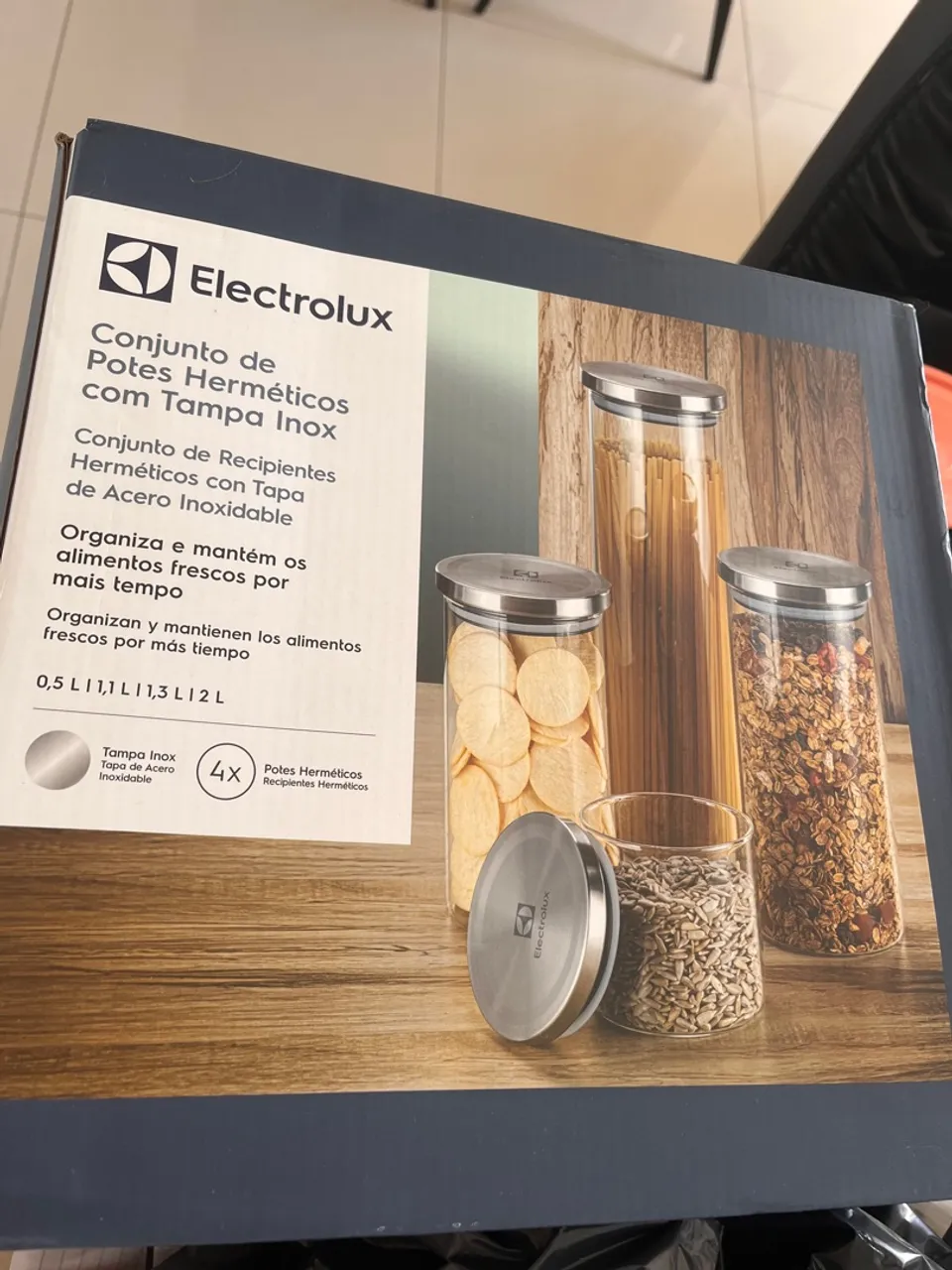 Conjunto Potes Herméticos Electrolux com Tampa Inox - 4 peças novo