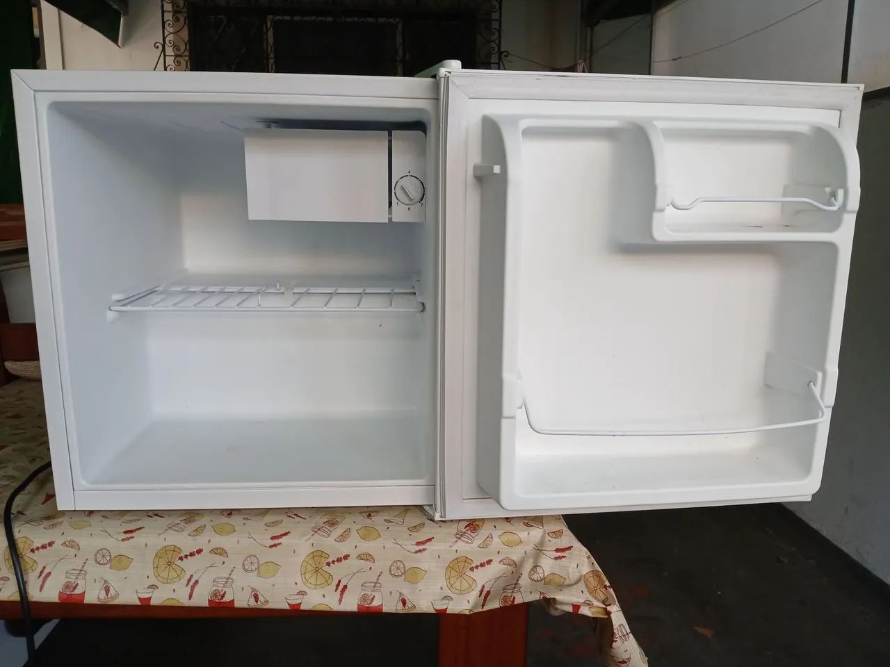 Mini Geladeira EOS - Perfeita para seu espaço! - Foto 5