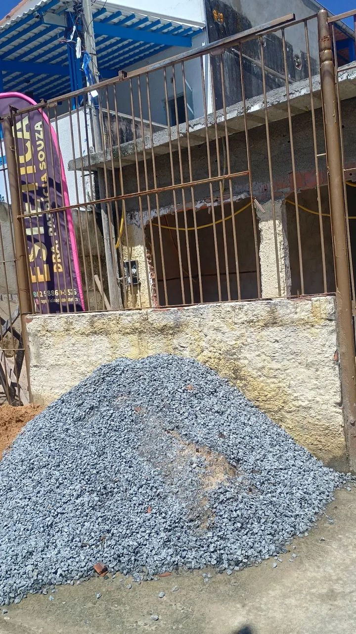 Vendo areia brita aterro e barro de jardim. - Foto 6