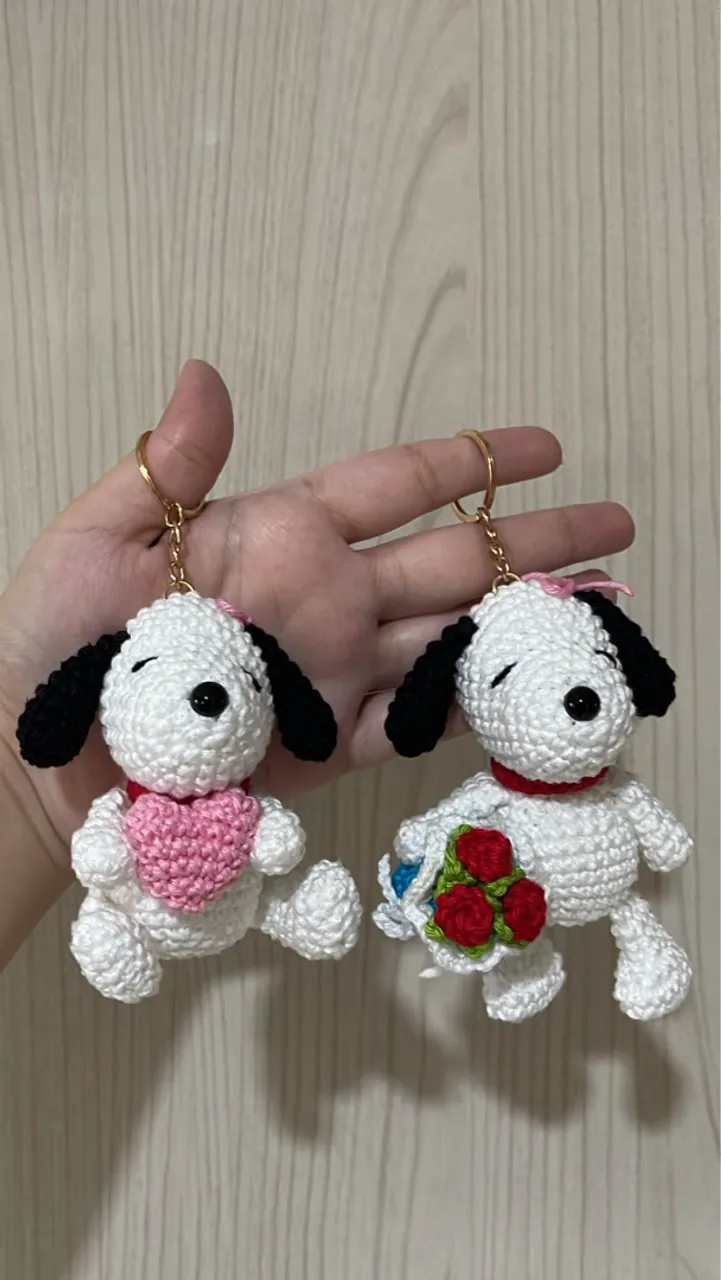 Chaveiros Snoopy em crochê
