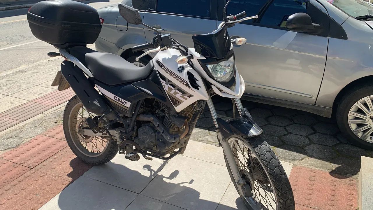 Crosser 