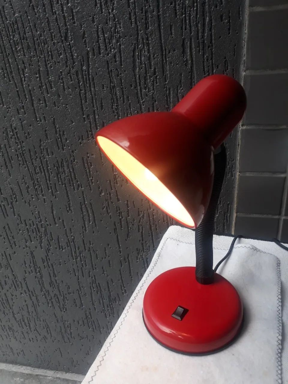 Abajur de Mesa com Lampada - Foto 2
