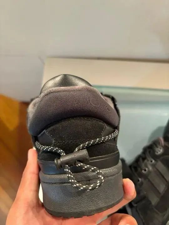 Adidas Bad Bunny  - Foto 2