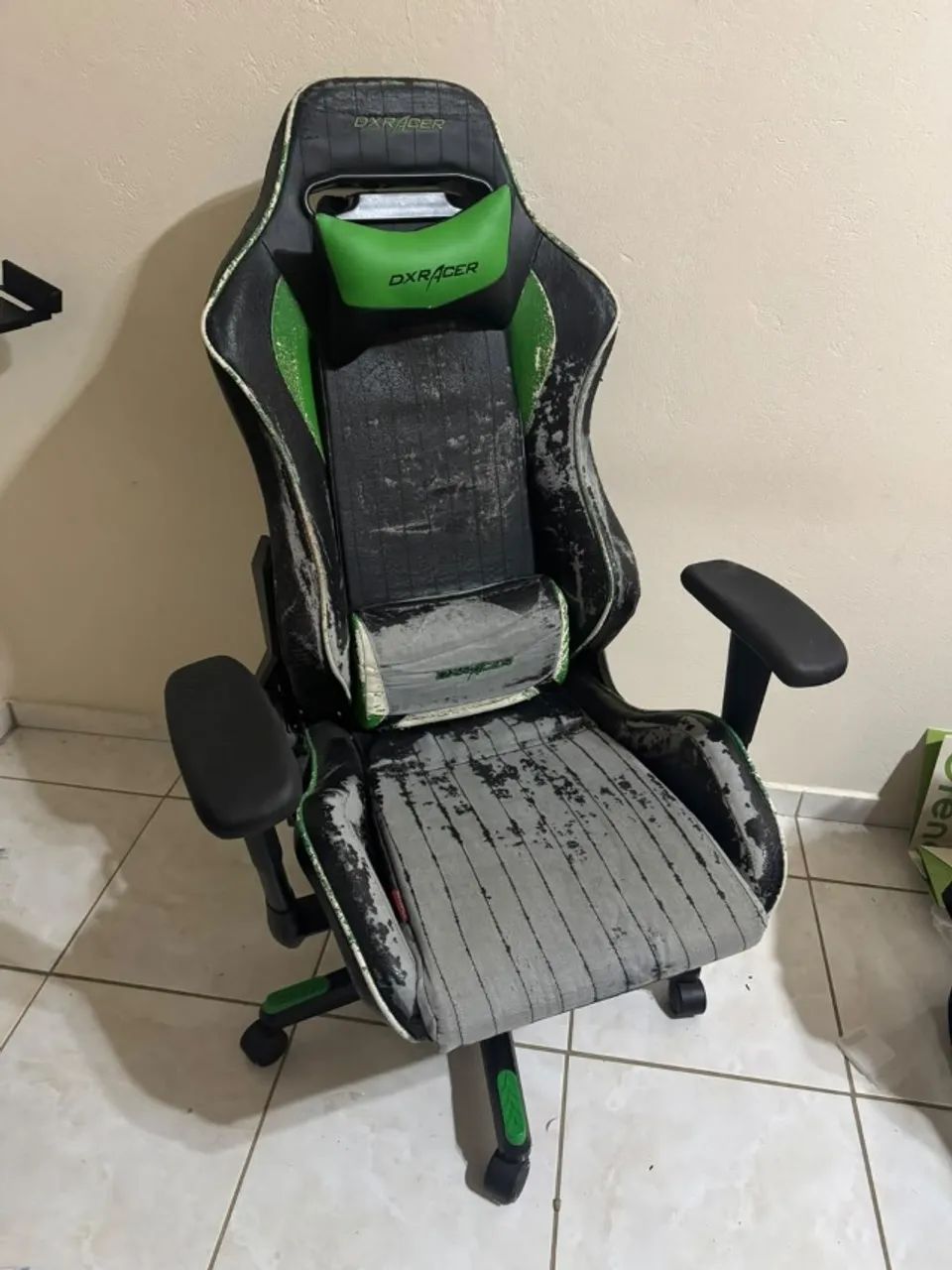 Cadeira Gamer DXRacer D Series