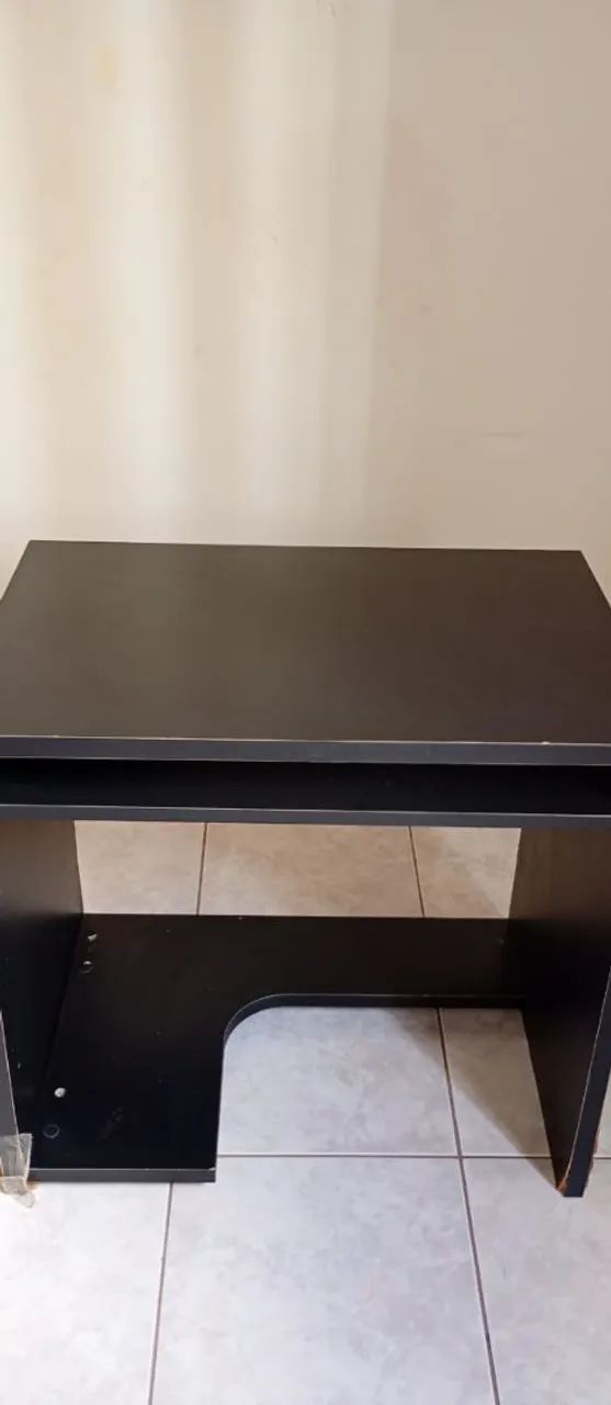Mesa para Computador Conservada!! - Foto 4