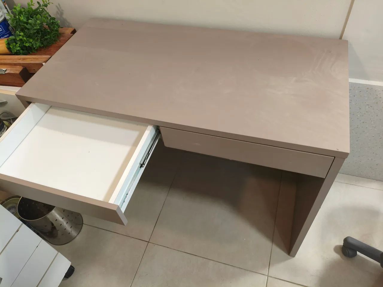 Vendo mesa consultório/sala