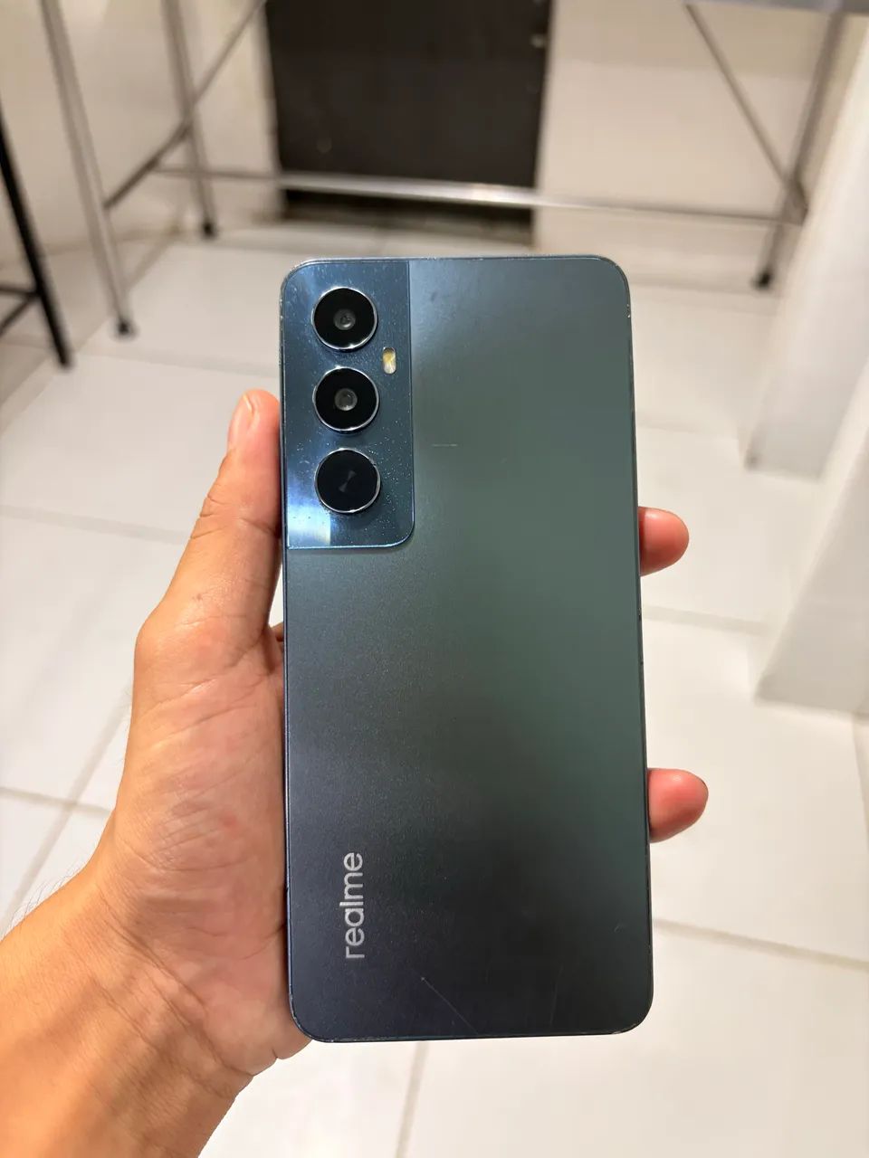 VENDO Realme C65-256G; Bom estado - Foto 5