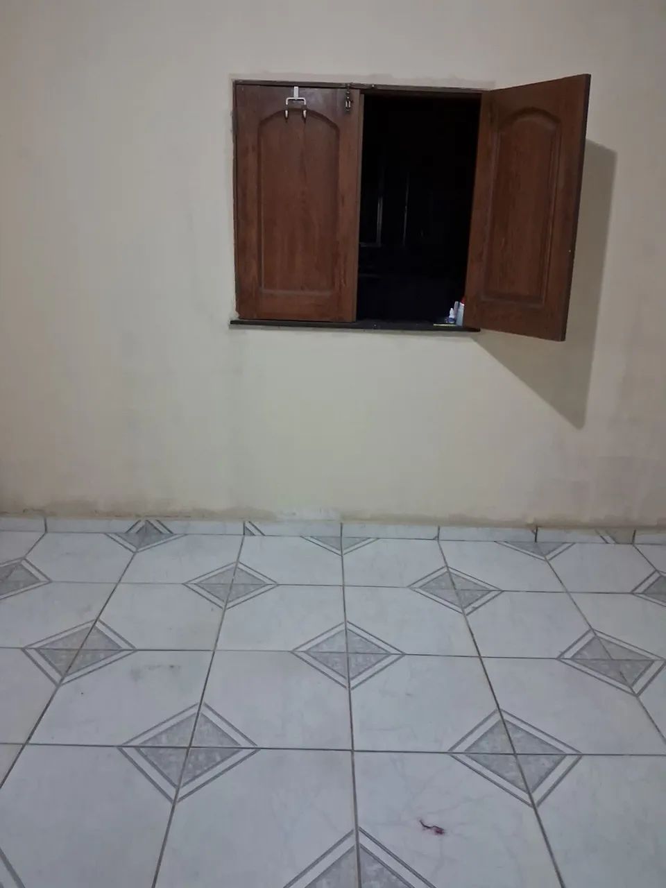 Vendo uma casa mais uma kit net no mesmo terreno  - Foto 3
