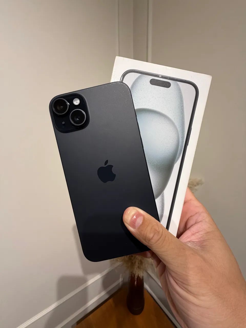 iPhone 15 Plus