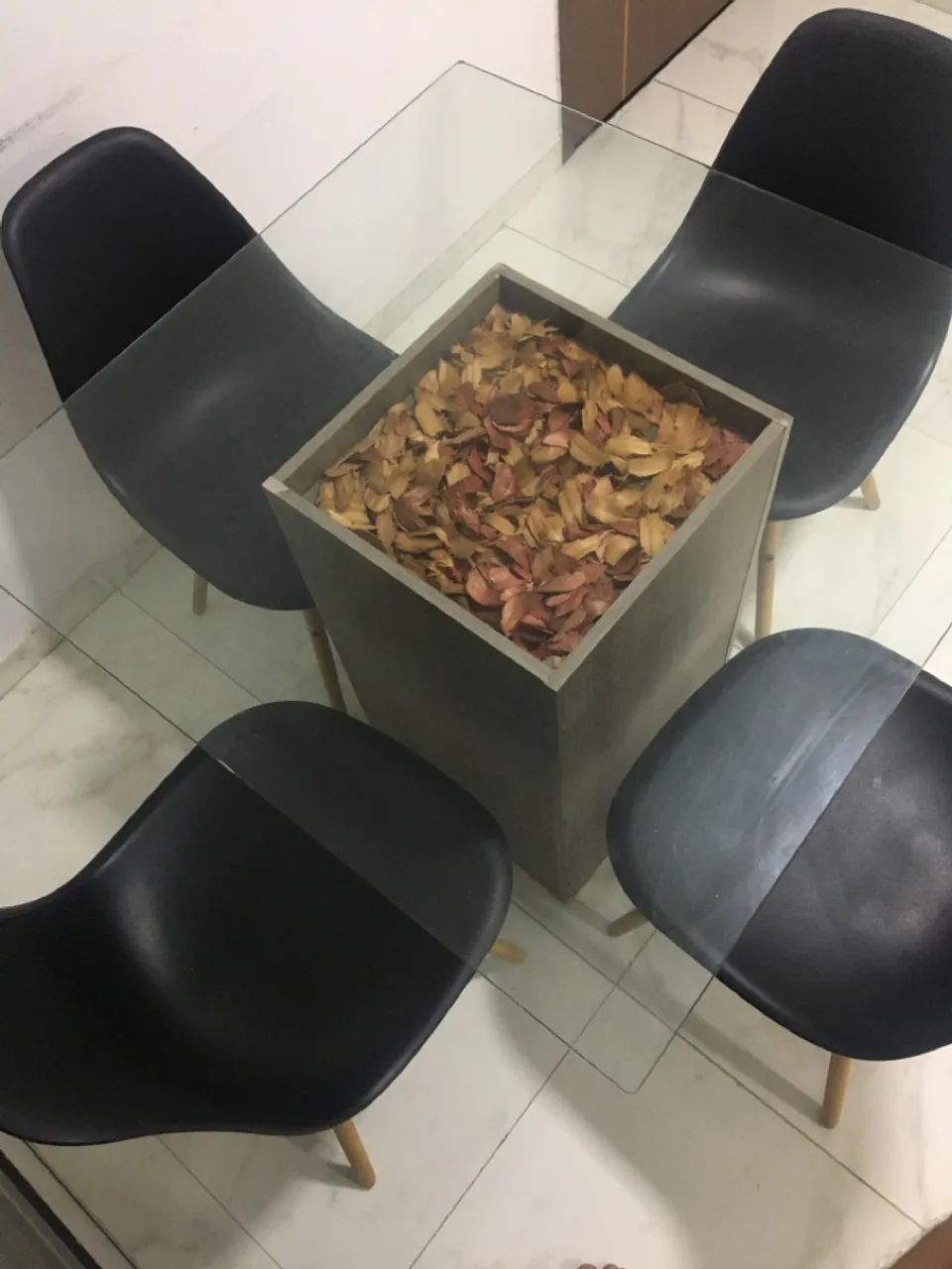 Mesa e cadeiras - Foto 3