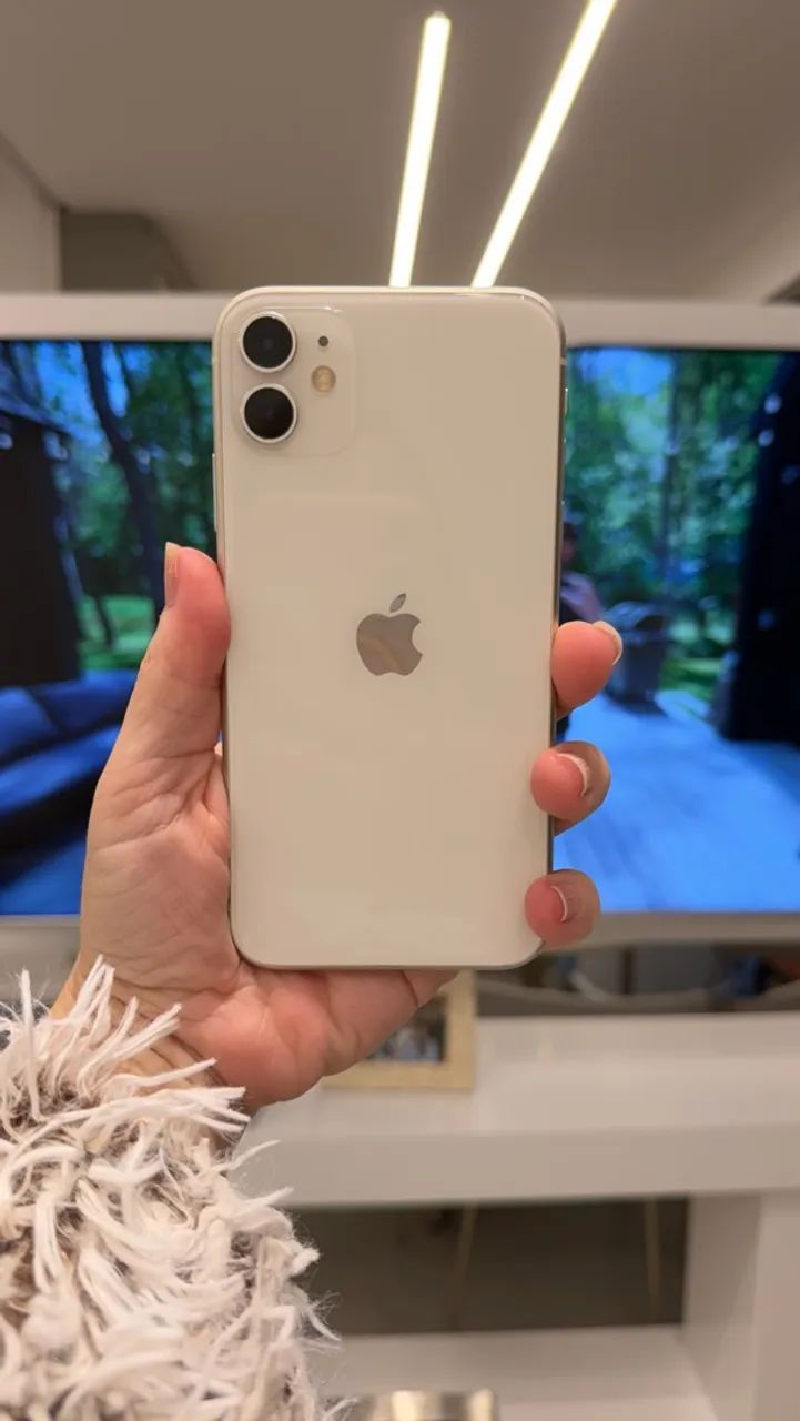 iPhone 11 branco todo original - tudo funcionando perfeitamente, com caixa  - Foto 3