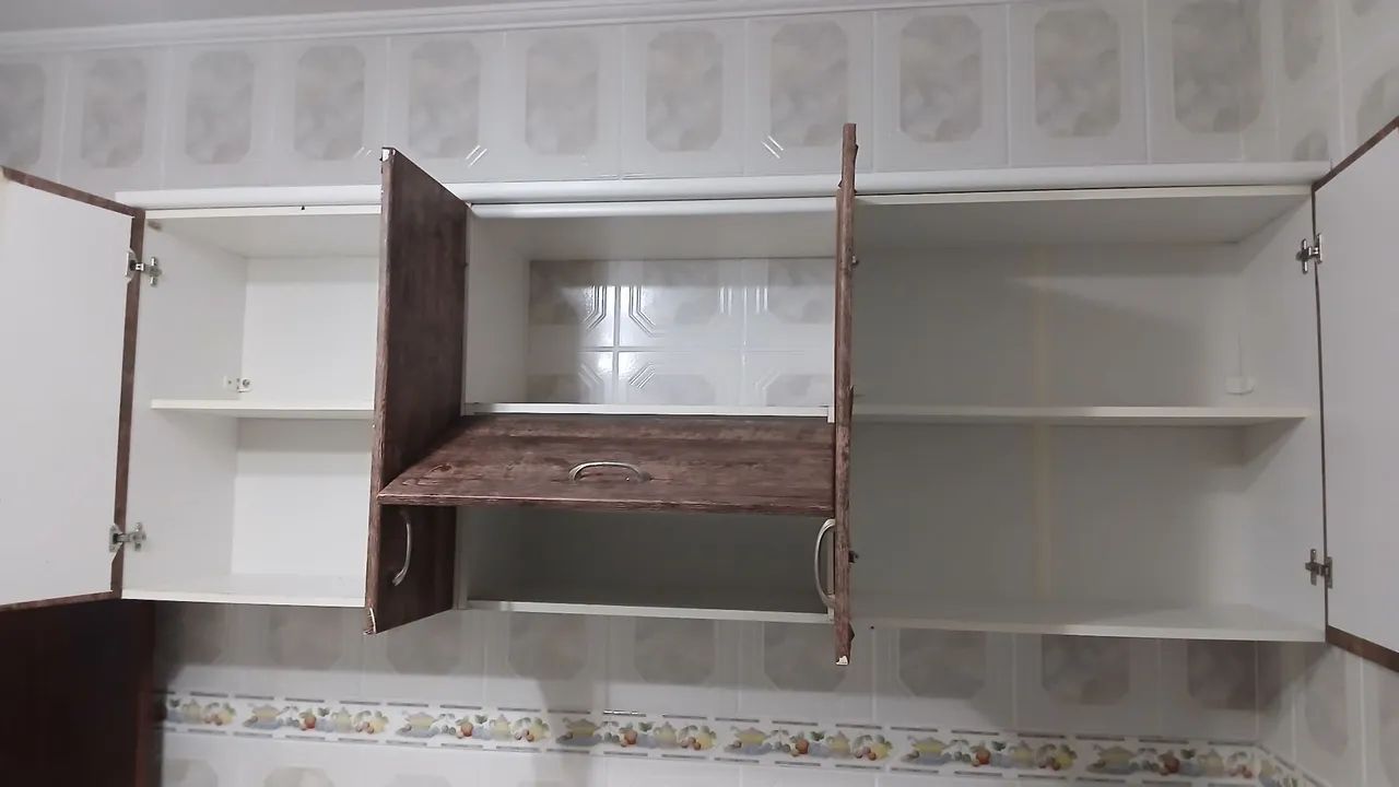 Armário aéreo.