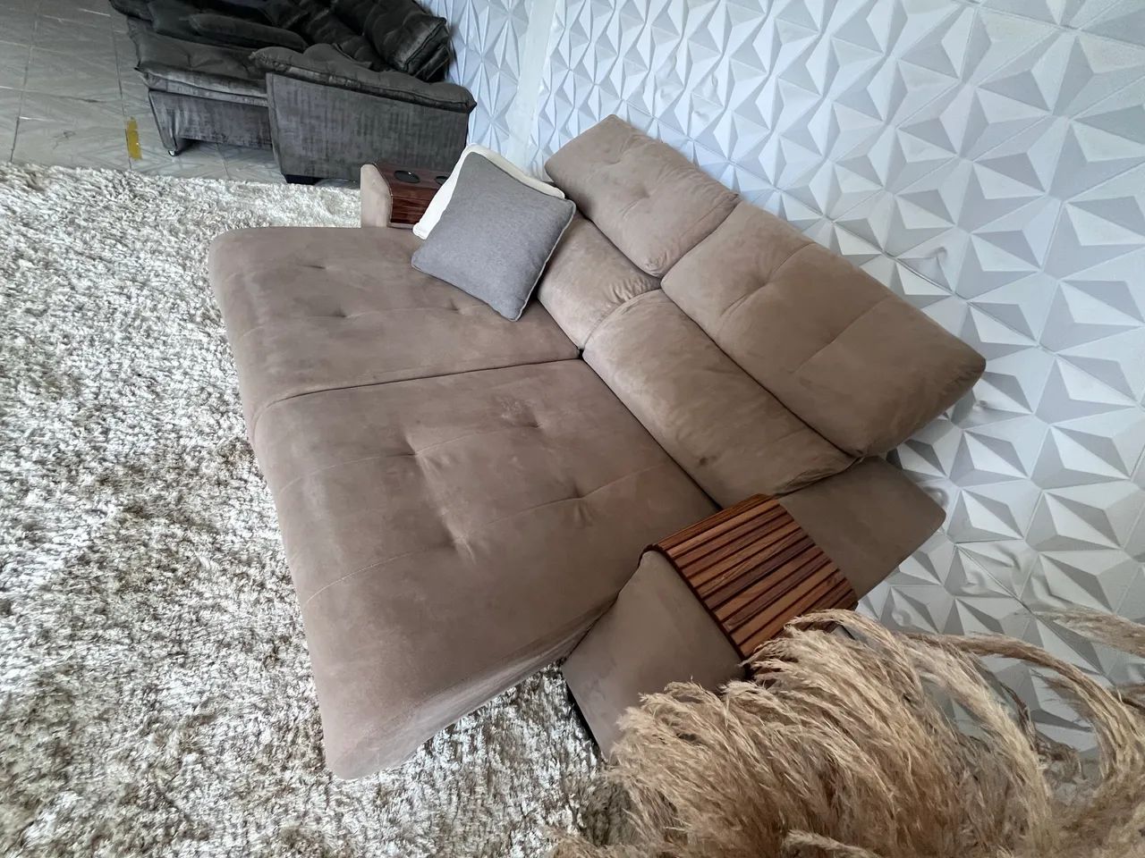 Sofá Retrátil e Reclinável 2,20M