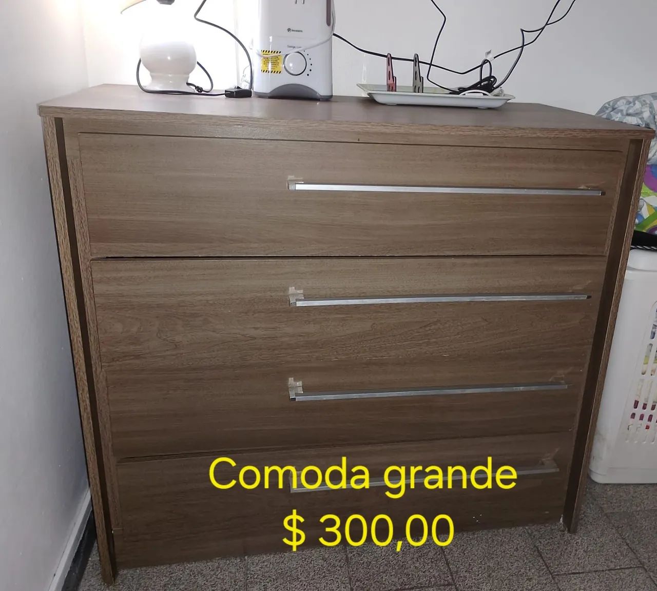 Elegant Dresser in Excellent Condition