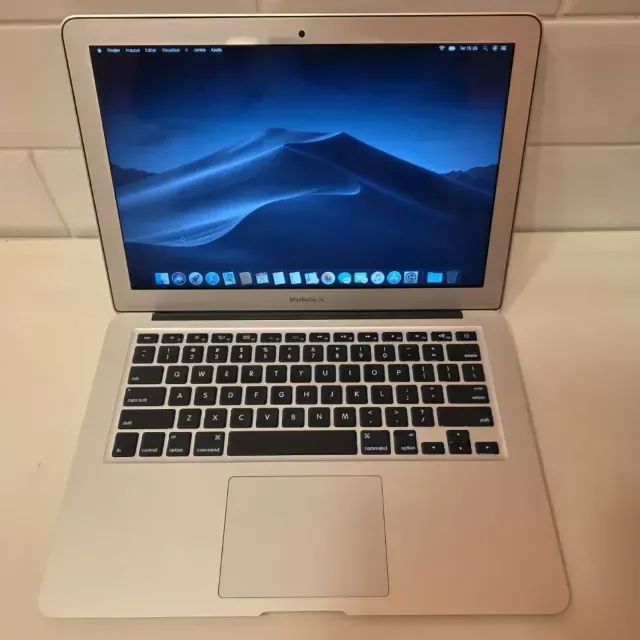 MacBook Air 2017 i5 - 8Gb Ram- SSD - A1466