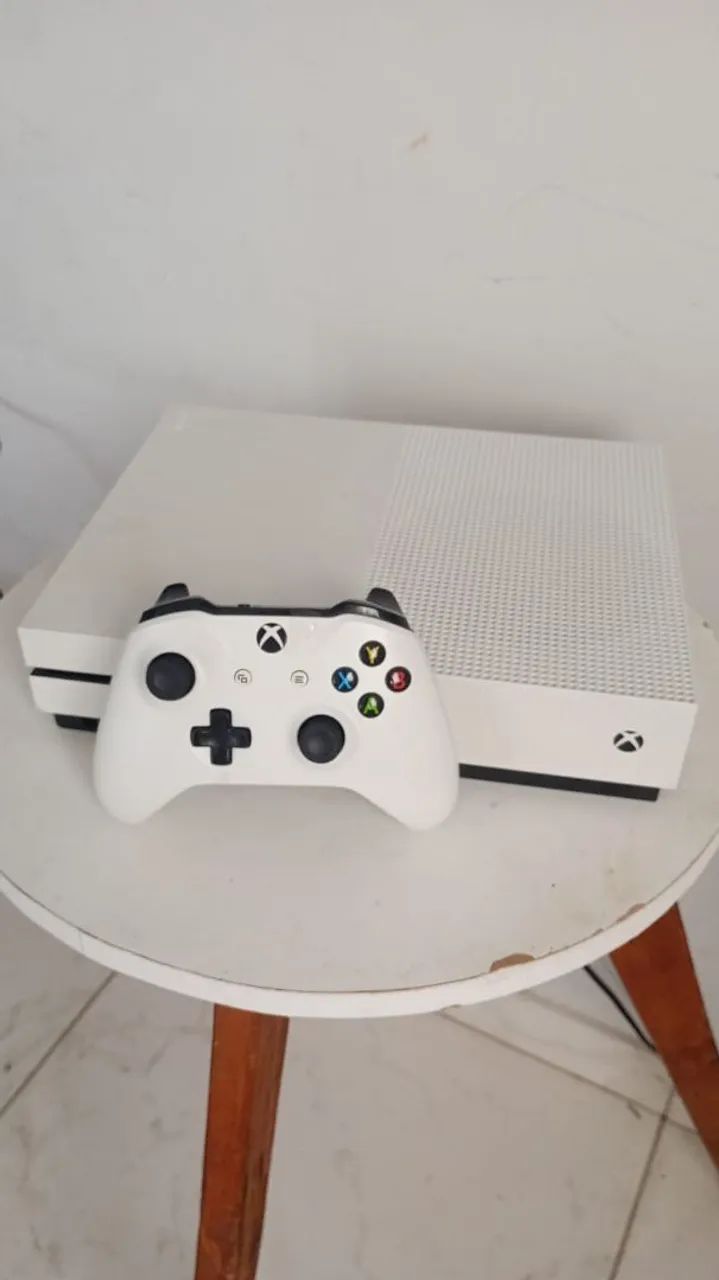Xbox one s, com 1 controle  - Foto 3