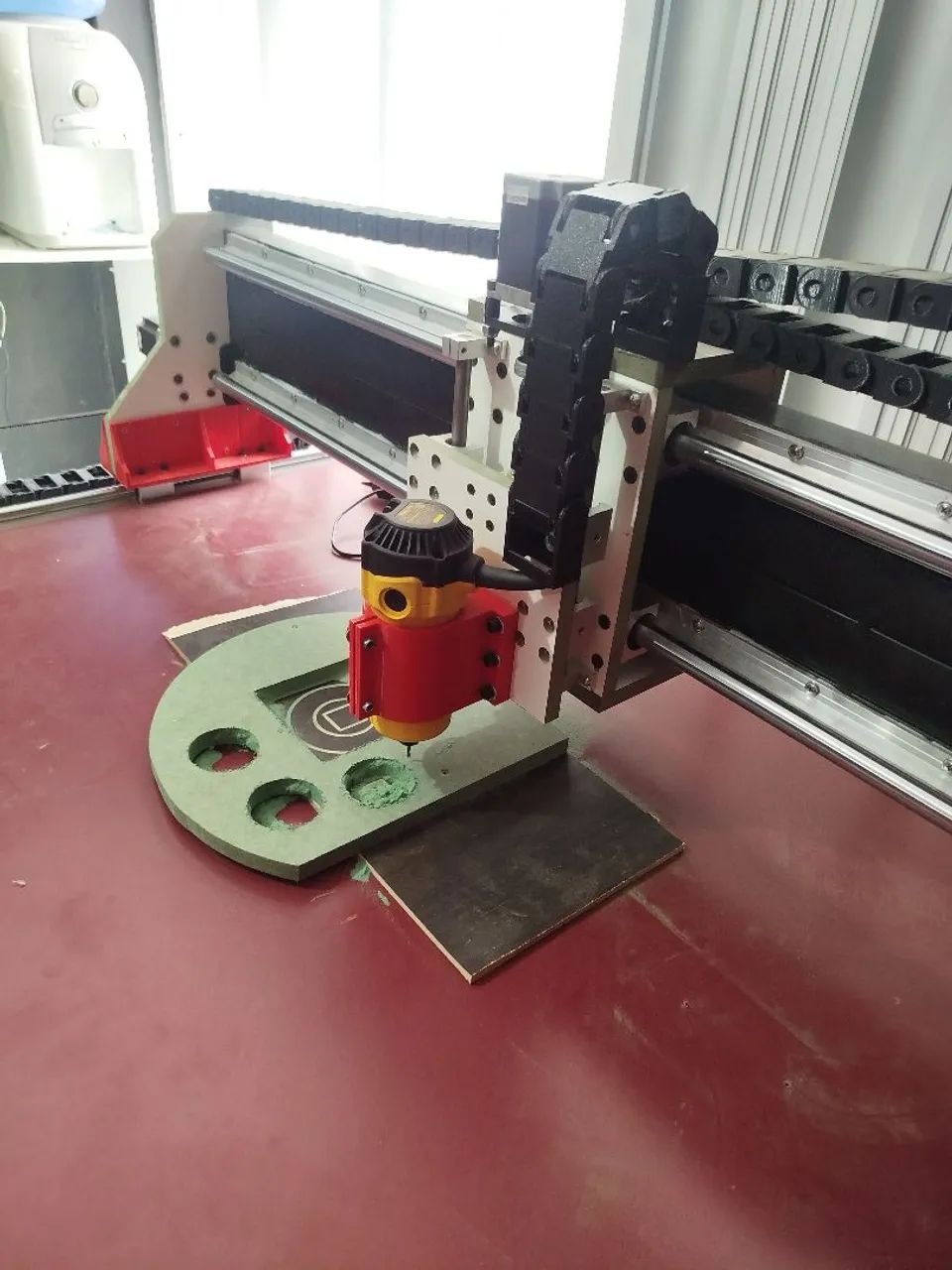 CNC router  - Foto 5