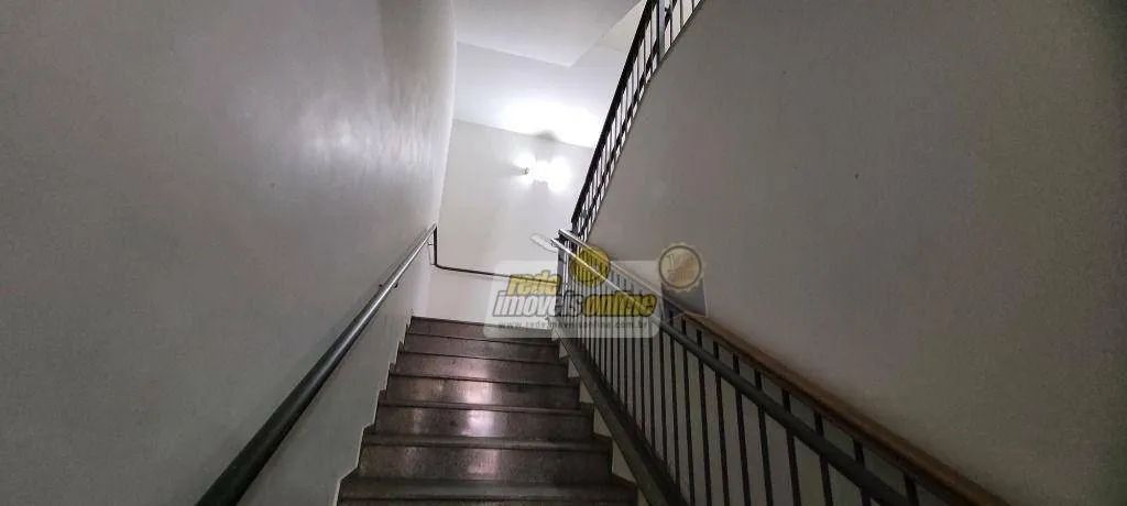Sala para alugar, 56 m² por R$ 1.017,92/mês - Centro - Uberaba/MG - Foto 2