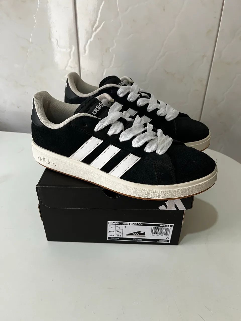 tênis adidas original número 41 - Foto 4