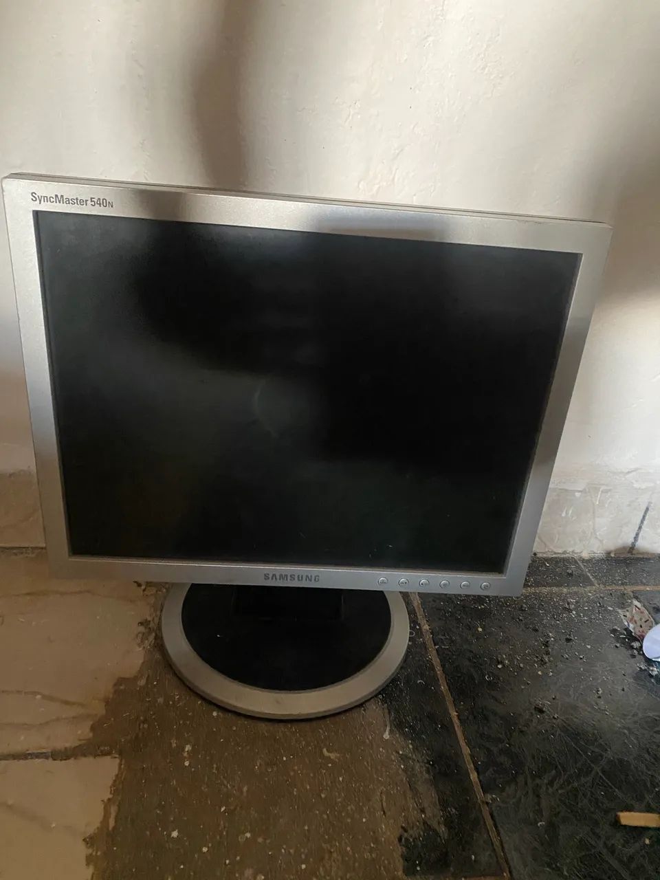 Monitor 17 polegadas, funcionando perfeitamente