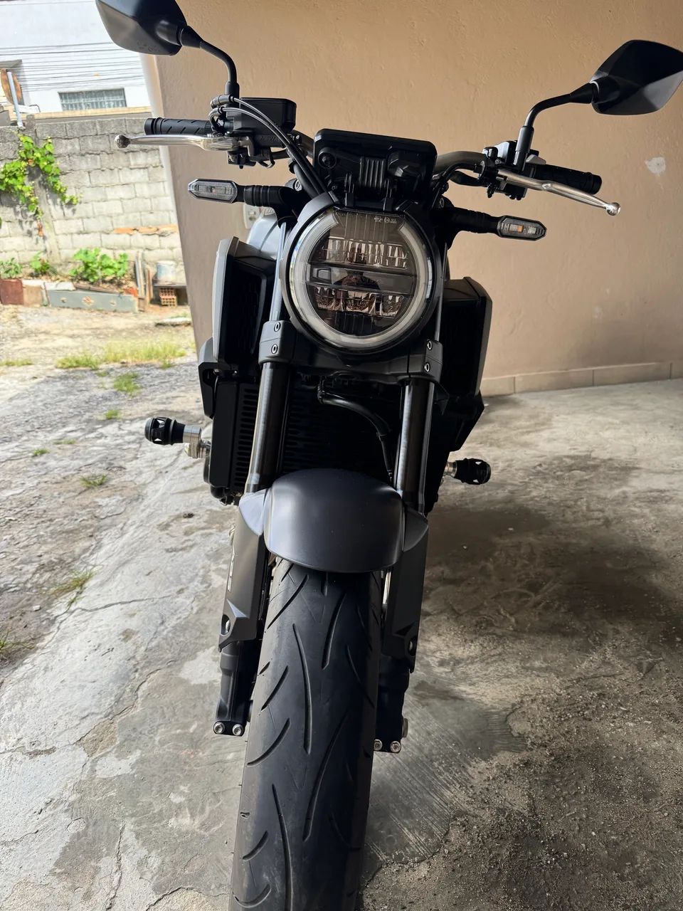 CB 650R - Foto 4