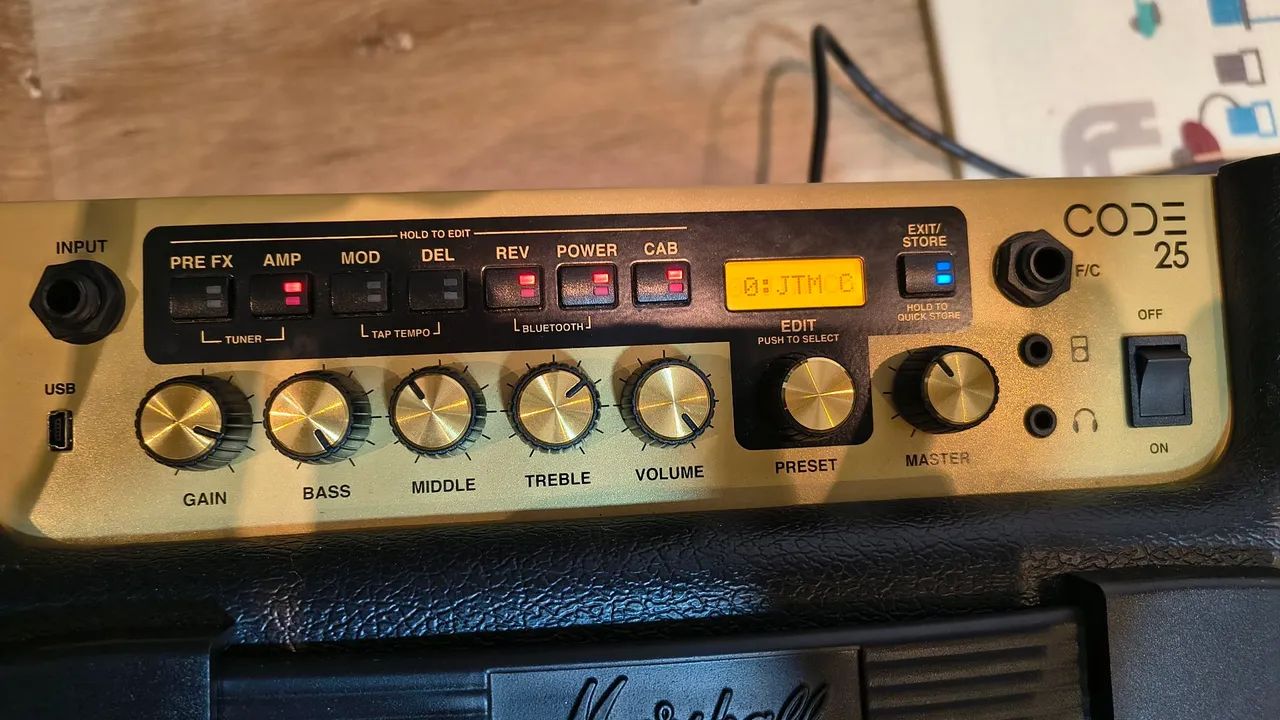 Amplificador Marshall Code 25 - Foto 4