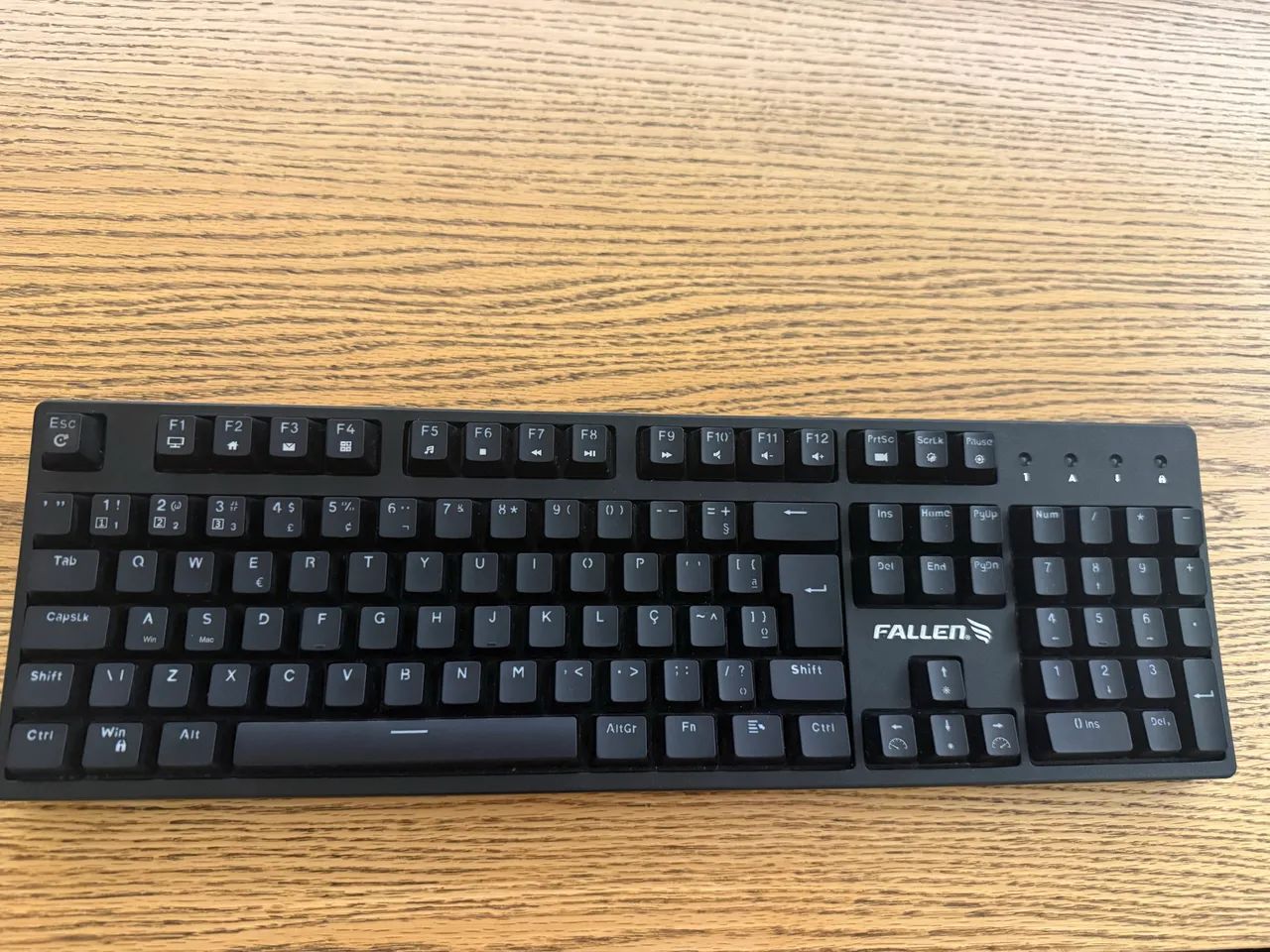 PC GAMER + TECLADO + MOUSEPAD + MOUSE - Foto 2