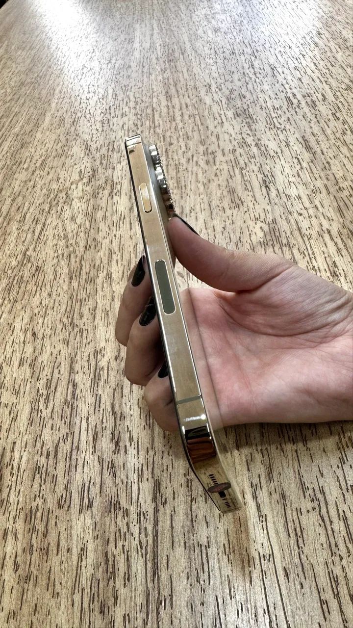 iPhone 14 Pro Max 256gb Gold - Foto 5